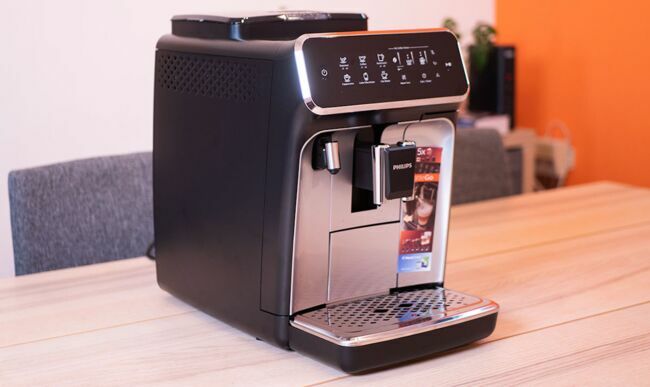 Guide : Quelles sont les meilleures cafetières automatiques avec broyeur ?  Février 2024 - Les Numériques