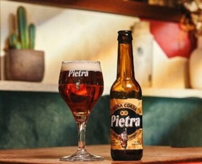 Bière Pietra, Brasserie Pietra, 1,95 € la bouteille de 33 cl.