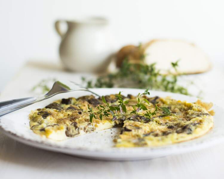"Tous en cuisine" : la recette de l'omelette aux champignons et crème au vin jaune de Cyril Lignac