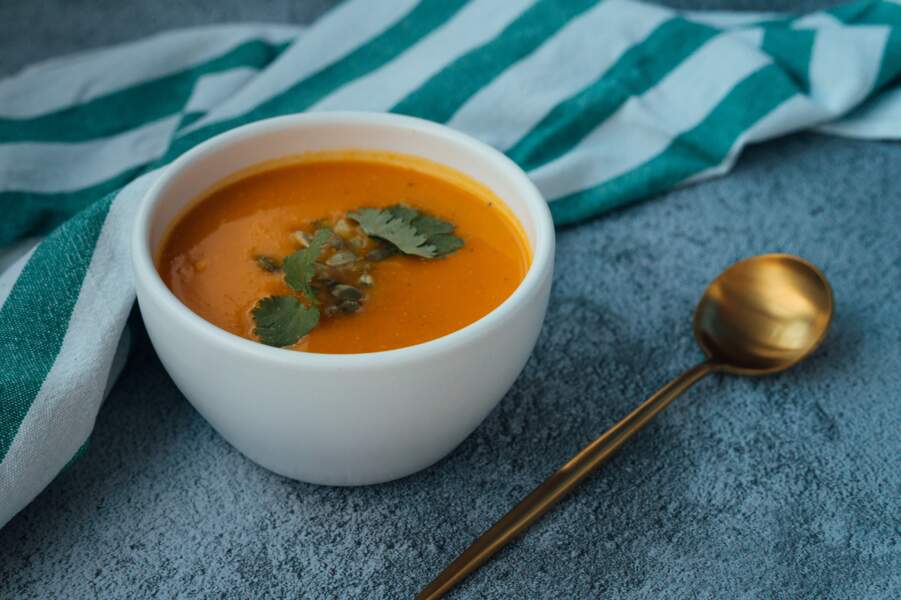 Les secrets de Cyril Lignac pour réussir une bonne soupe aux légumes de saison