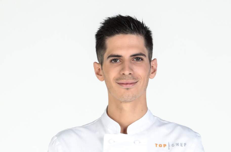 Adrien veut prouver qu'une cuisine végétarienne peut être créative et gourmande. Il est d'ailleurs fier d'être le chef du meilleur restaurant végétarien du monde.