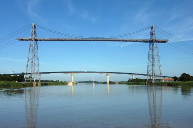 Le dernier pont transbordeur de France à Rochefort