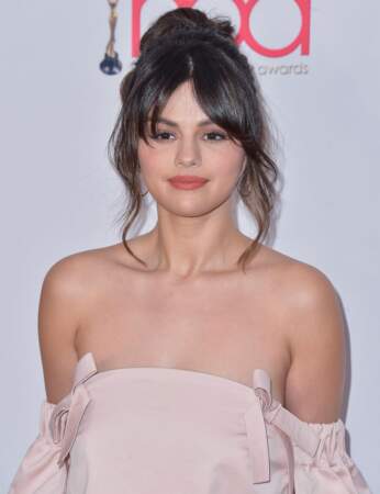 La frange rideau de Selena Gomez