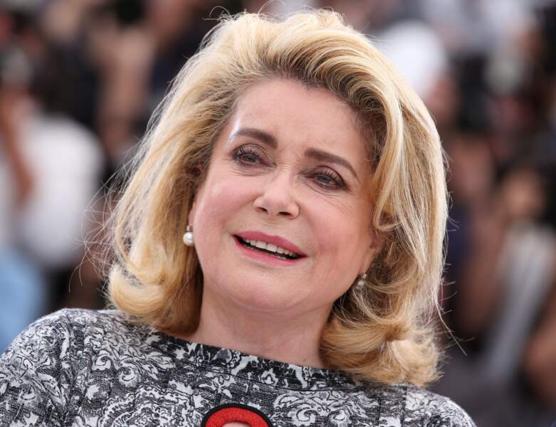 Catherine Deneuve : son évolution physique en images - Femme Actuelle