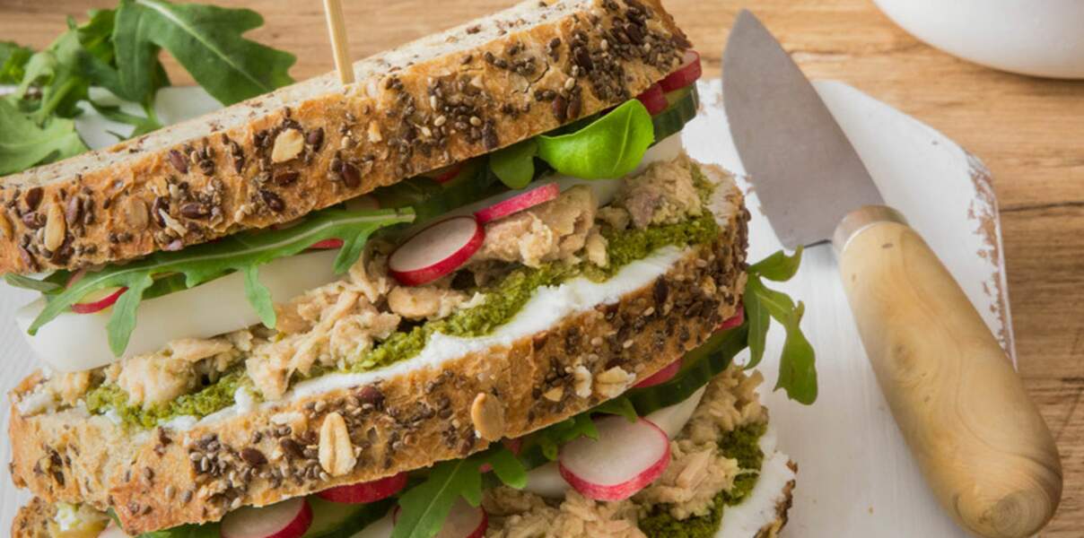 Club sandwich au thon basilic & légumes de printemps