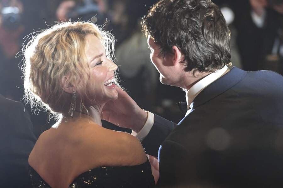 Niels Schneider et Virginie Efira durant le 72e Festival International du Film de Cannes 