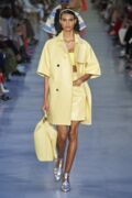 Tendances mode printemps-été 2022 : le jaune