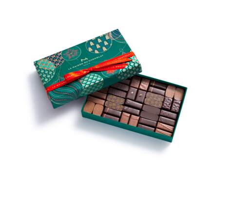 Assortiment Chocolats noirs noisettes FERRERO ROCHER ORIGINS : Boîte 24  pièces - 300g à Prix Carrefour