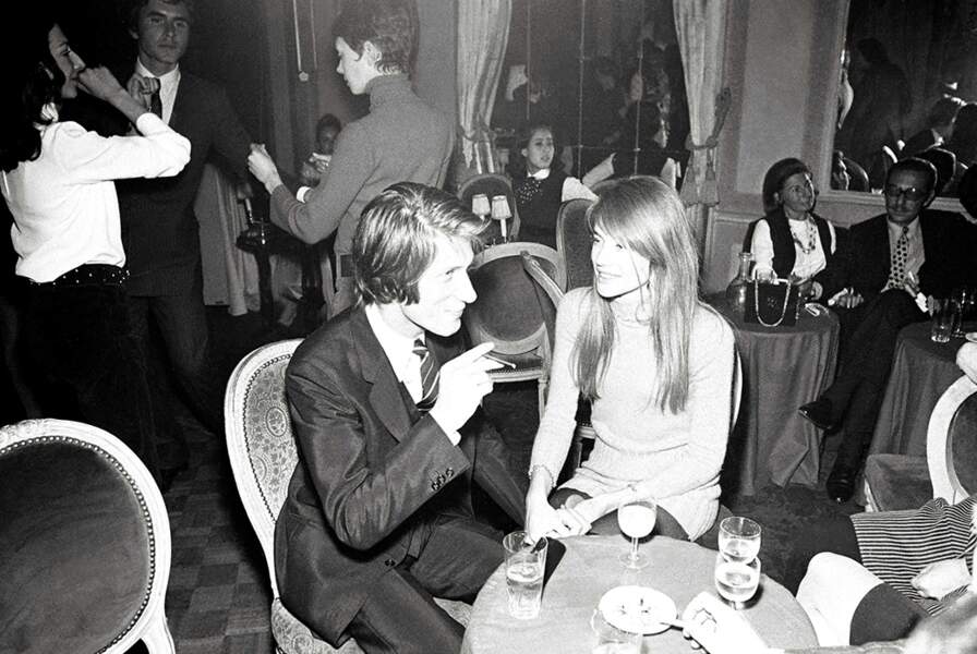 Françoise Hardy et Jacques Dutronc (en 1968)...