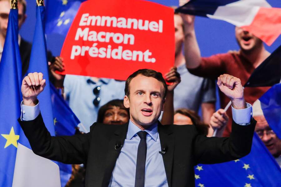 Emmanuel Macron, candidat à l'élection présidentielle pour son mouvement "En Marche!" en meeting au zénith de Pau, le 12 avril 2017. 