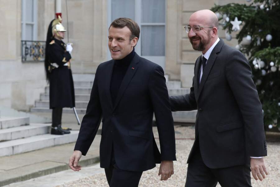 Le président Emmanuel Macron reçoit Charles Michel, président du Conseil européen, pour un déjeuner de travail au palais de l'Elysée, à Paris, le 10 décembre 2019.