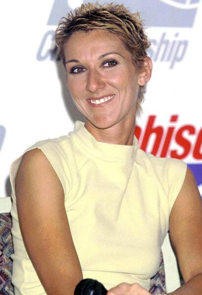Céline Dion : 22 mars 2000 au tournoi de golf "Nabisco Dinah Shore LPGA Tour Celebrity Pro-Am" en Californie, aux États-Unis.