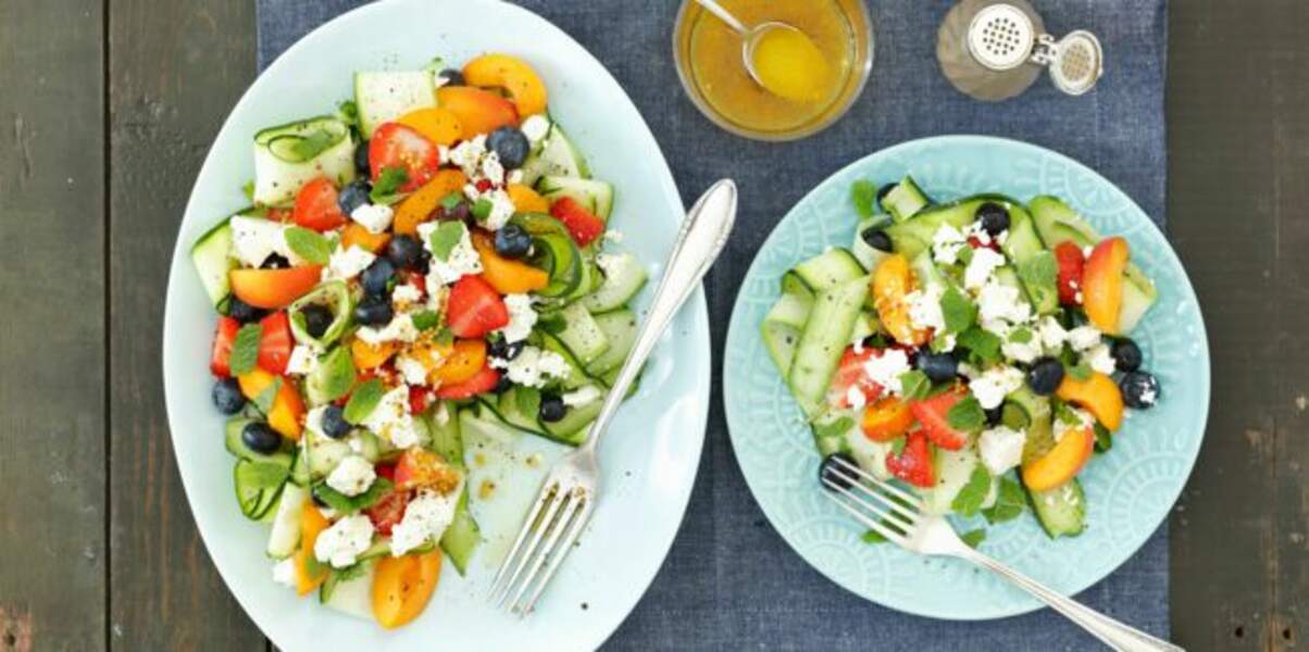 Salade de courgette à la fêta et aux abricots