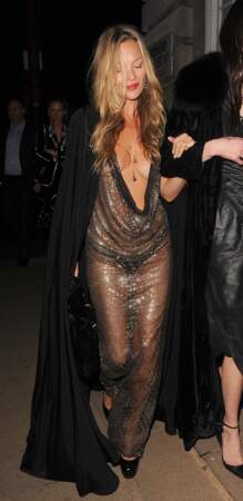 Les stars en robe transparente : Kate Moss