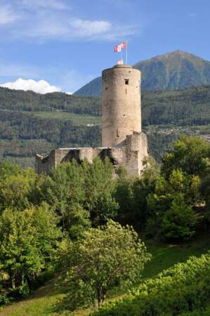 Le château de la Bâtiaz