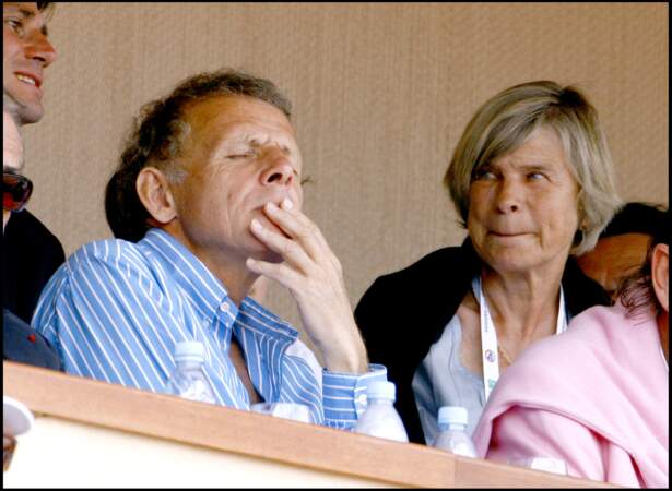 Patrick Poivre d'Arvor et Véronique Courcoux finissent par se marier en avril 1971.