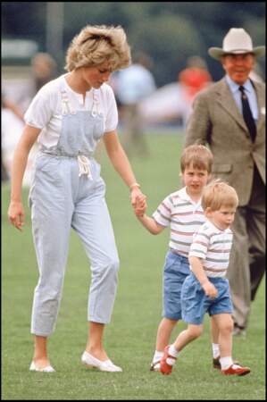 Lady Diana : les 25 photos cultes avec ses fils Harry et William