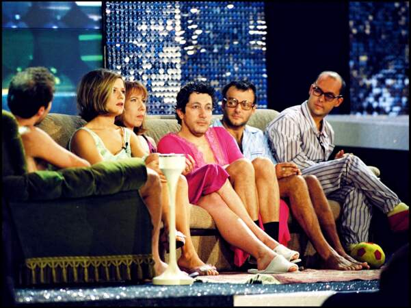En septembre 1999, "Les Robins des Bois" quittent Comédie ! et partent à "Nulle part ailleurs", sur Canal+ jusqu'à l'arrêt de l'émission, en 2001.