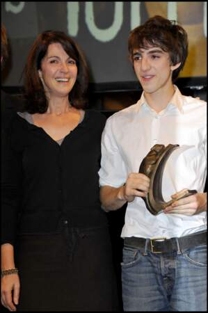 En 2011, il a reçu le prix du meilleur espoir masculin pour son rôle de Lucas dans le film "No et moi"...
