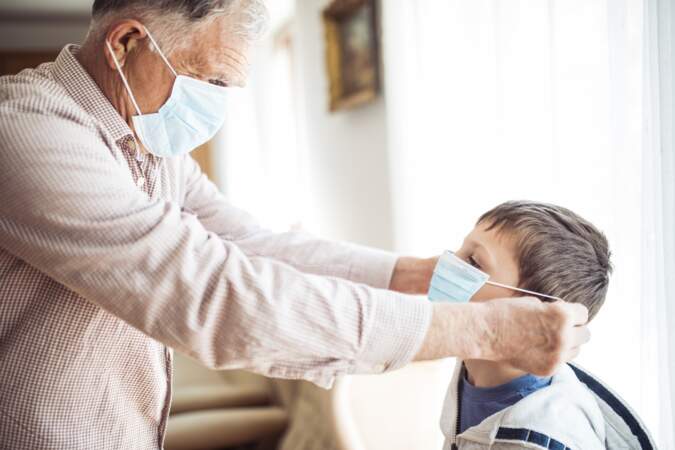 Confinement  : les grands-parents peuvent-ils garder leurs petits-enfants pendant cette période ?