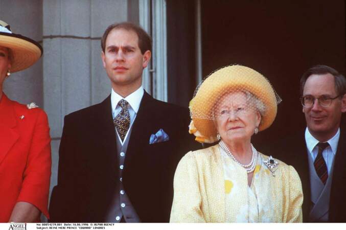 La reine Elizabeth II et son fils le prince Edward