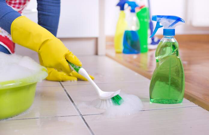 Comment nettoyer et faire briller un carrelage ?