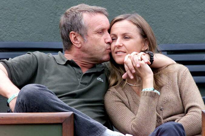Yves Rénier et Karin à Roland-Garros, en juin 2001.