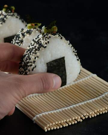 La véritable recette des onigiri, les boulettes de riz japonaises