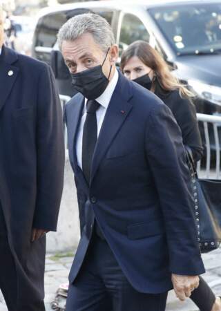 Arrivée de Nicolas Sarkozy à la messe funéraire en hommage à Bernard Tapie