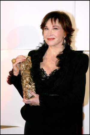 Marlène Jobert reçoit un César d'honneur à la 32e cérémonie des César (2007)