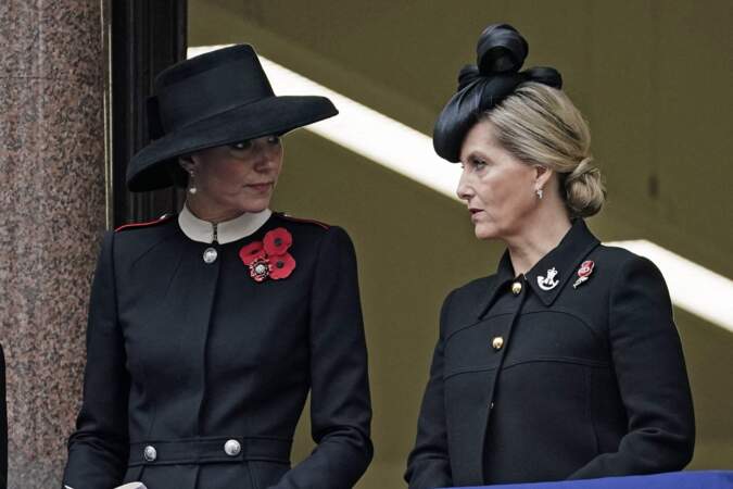 La duchesse de Cambridge, Kate Middleton et la comtesse de Wessex, Sophie Helen Rhys-Jones à Londres le 14 novembre 2021.