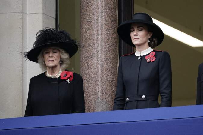 La duchesse de Cornouailles, Camilla Parker Bowles, la duchesse de Cambridge, Kate Middleton à Londres le 14 novembre 2021.