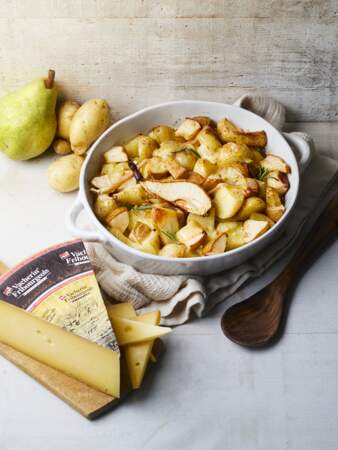 Cocotte de pommes de terre amandine à la poire et au Vacherin fribourgeois AOP 