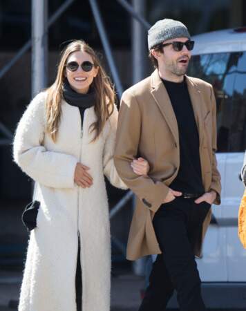 Elizabeth Olsen s'est mariée avec son compagnon Robbie Arnett du groupe Milo Greene, en toute intimité.