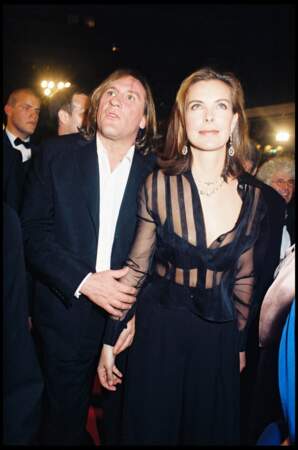 Le couple au festival de Cannes, en mai 1998, lors de la présentation du film "Astérix et Obélix" de Claude Zidi, dans lequel le comédien joue le rôle d'Obélix.