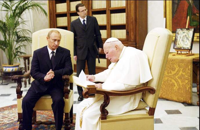 Vladimir Poutine et le pape Jean-Paul II