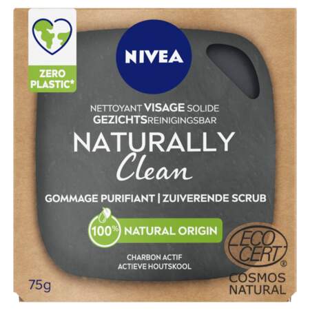 Nettoyant visage / gommage Solide Naturally Clean - Nivea