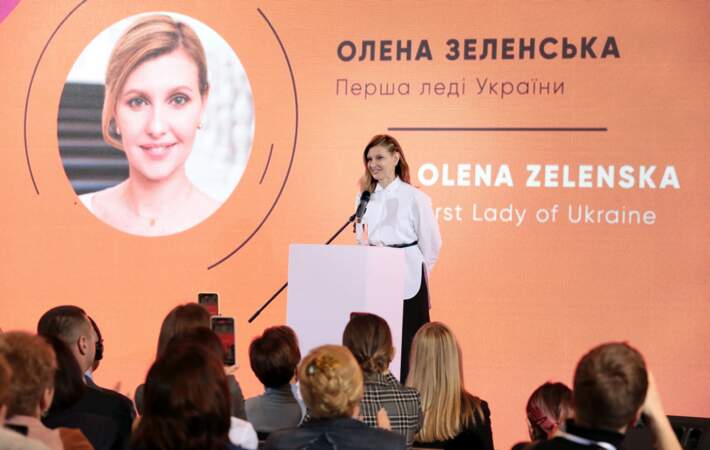 Olena Zelenska a choisi de défendre des causes qui lui sont chères. Notamment la violence faites aux femmes.