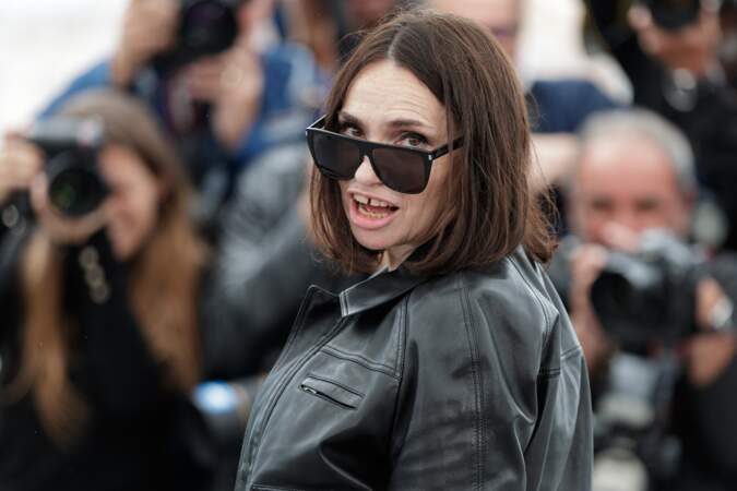 Béatrice Dalle au photocall du film "Lux Aeterna" lors du 72ème Festival International du film de Cannes, le 19 mai 2019.