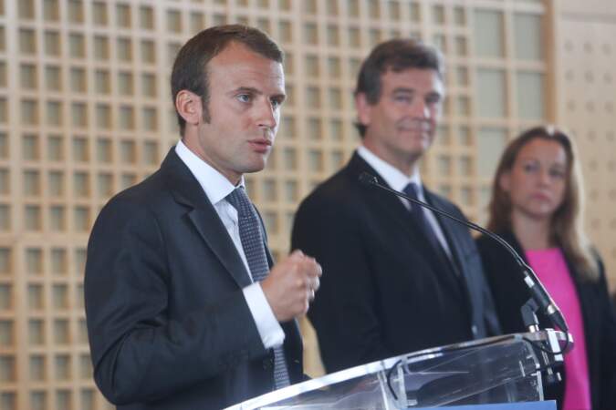Passation de pouvoir entre Arnaud Montebourg et Emmanuel Macron au Ministère de l'Économie et des finances, le 27 août 2014.