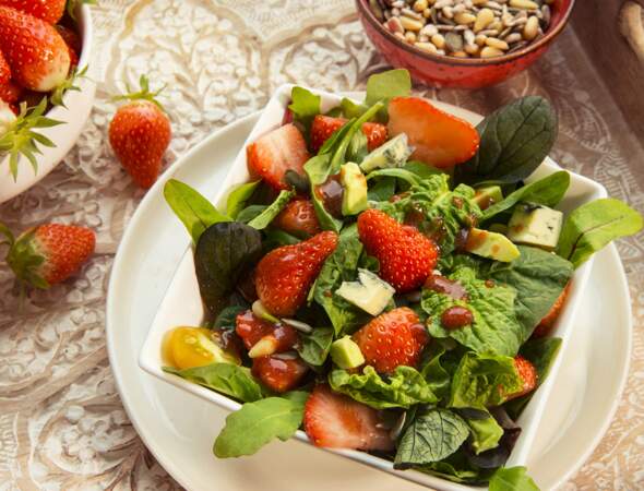 Salade fraîcheur fantaisie aux fraises de France
