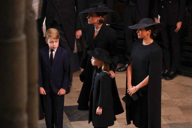 La princesse Charlotte très émue pendant les funérailles