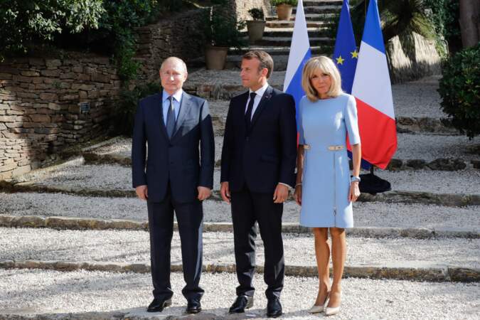 Brigitte Macron : découvrez ce petit détail que l'on retrouve sur toutes ses robes !