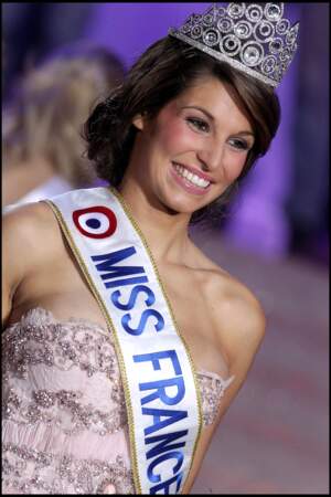 Laury Thilleman (Miss Bretagne) – 2011 