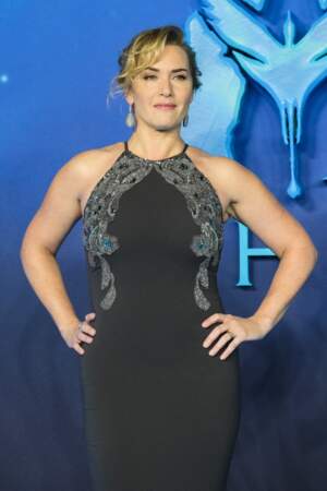 Ronal est jouée par la comédienne Kate Winslet. Elle a rejoint le casting du deuxième volet d'"Avatar".