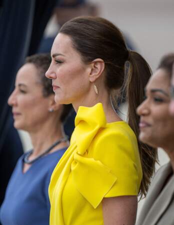 La queue-de-cheval mi-haute de Kate Middleton