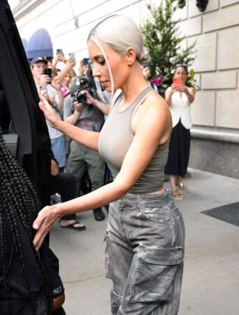 Le chignon bas de Kim Kardashian