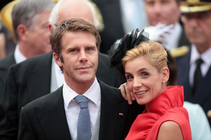 Clotilde Courau et Emmanuel-Philibert de Savoie, arrivent au mariage religieux du prince Albert II de Monaco et de Charlene Wittstock, le 2 juillet 2011.