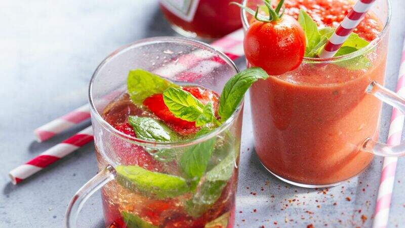 Smoothie tomato-ketchup au basilic et mojito fraise