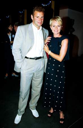 Sophie Davant et Pierre Sled lors d'une soirée parisienne le 6 juillet 1999.